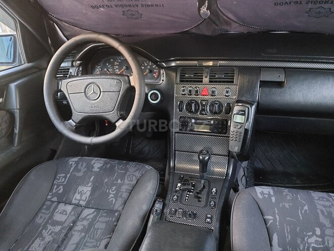 Mercedes E 240 1999, 345,052 km - 2.4 l - Bakı