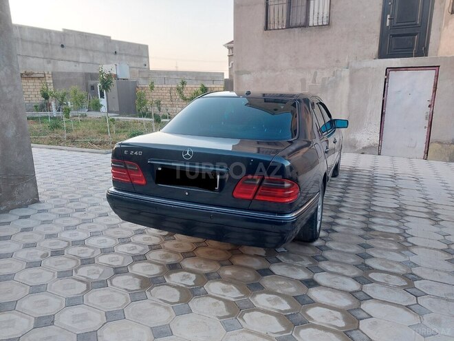 Mercedes E 240 1999, 345,052 km - 2.4 l - Bakı