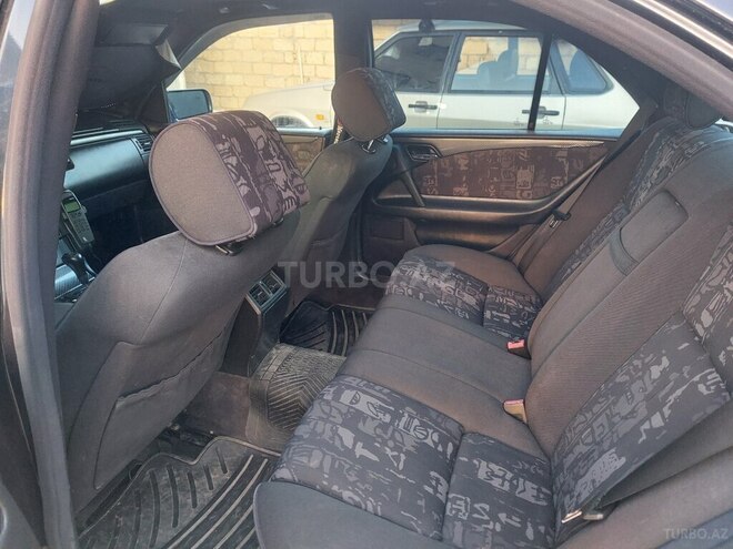 Mercedes E 240 1999, 345,052 km - 2.4 l - Bakı