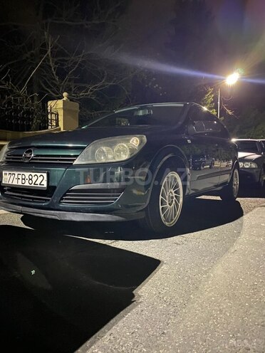 Opel Astra 2004, 256,000 km - 1.4 l - Zaqatala