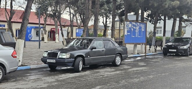 Mercedes E 200 1991, 930,582 km - 2.0 l - Sumqayıt