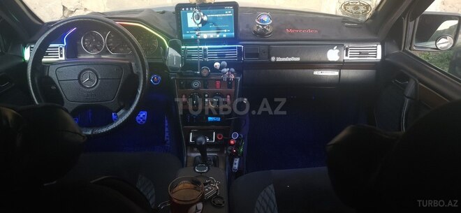 Mercedes E 200 1991, 930,582 km - 2.0 l - Sumqayıt