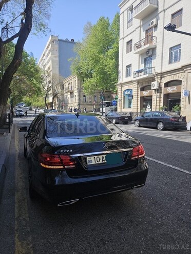 Mercedes E 220 2015, 199,000 km - 2.1 l - Bakı