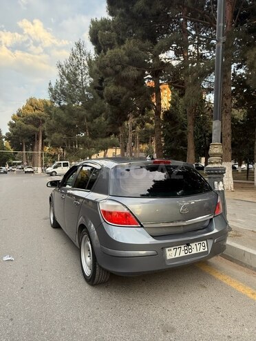 Opel Astra 2005, 177,800 km - 1.4 l - Bakı