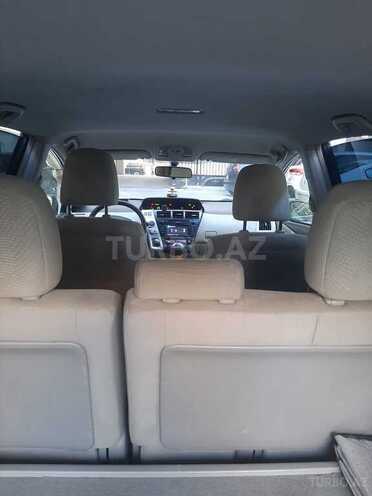 Toyota Prius V 2012, 390,000 km - 1.8 l - Xırdalan