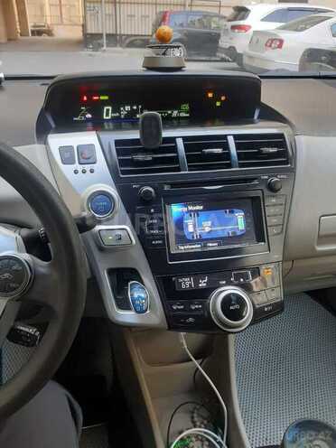 Toyota Prius V 2012, 390,000 km - 1.8 l - Xırdalan
