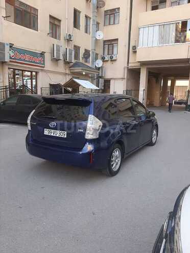 Toyota Prius V 2012, 390,000 km - 1.8 l - Xırdalan