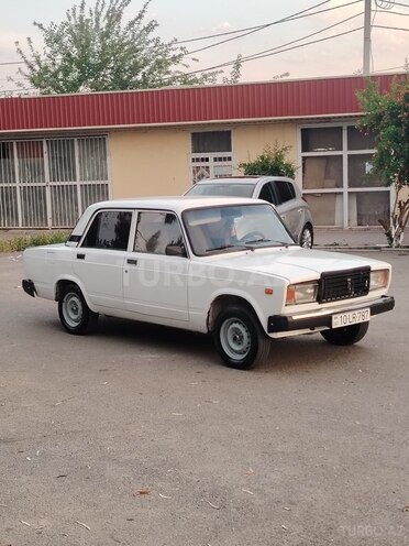LADA (VAZ) 2107 2003, 70,000 km - 1.7 l - Saatlı