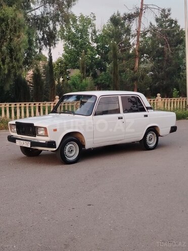 LADA (VAZ) 2107 2003, 70,000 km - 1.7 l - Saatlı