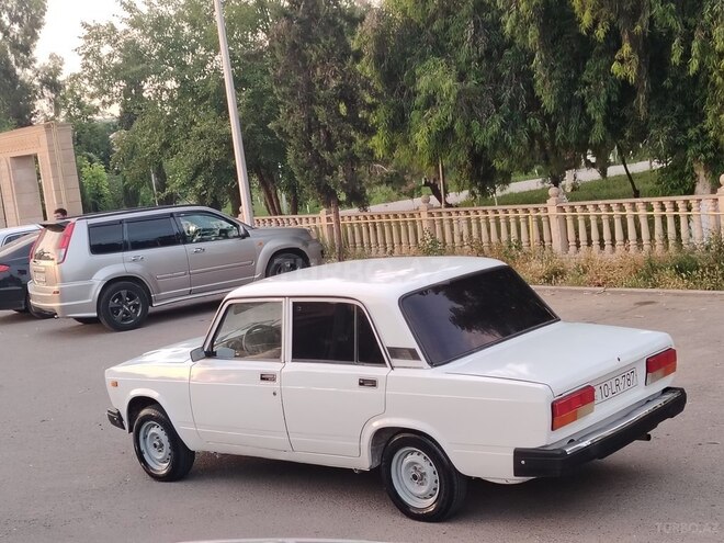 LADA (VAZ) 2107 2003, 70,000 km - 1.7 l - Saatlı