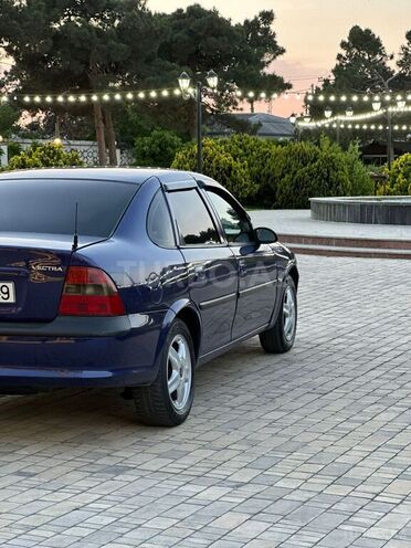 Opel Vectra 1997, 389,000 km - 1.6 l - Bakı