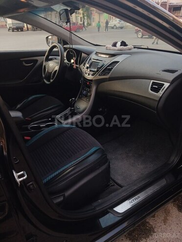 Hyundai Elantra 2015, 288,888 km - 1.8 l - Bakı