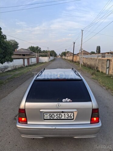 Mercedes C 180 1998, 380,000 km - 1.8 л - Salyan