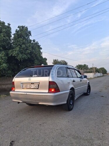 Mercedes C 180 1998, 380,000 km - 1.8 л - Salyan