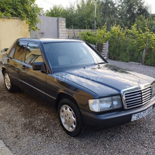 Mercedes 190 1993, 255,000 km - 1.8 l - Tovuz