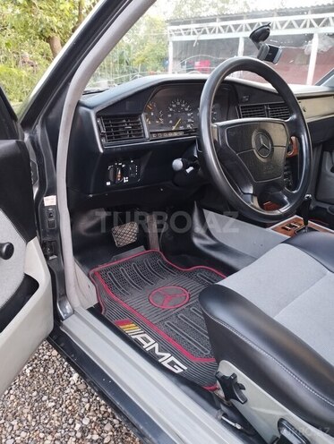Mercedes 190 1993, 255,000 km - 1.8 l - Tovuz