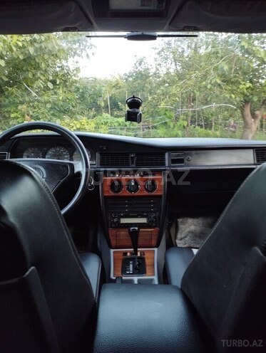 Mercedes 190 1993, 255,000 km - 1.8 l - Tovuz