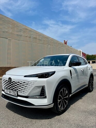 Changan CS 55 Plus 2025, 0 km - 1.5 л - Bakı