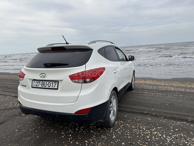 Hyundai ix35 2012, 305,000 km - 2.0 л - Xaçmaz