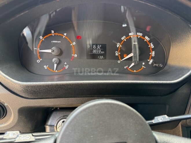LADA (VAZ) Niva 2025, 8,838 km - 1.7 l - Gəncə