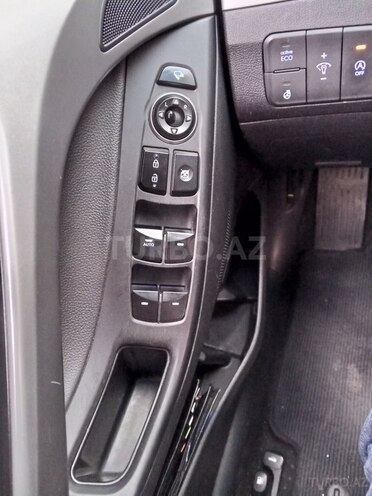 Hyundai Avante 2015, 300,000 km - 1.6 л - Bakı