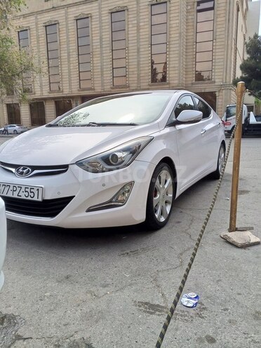 Hyundai Avante 2015, 300,000 km - 1.6 л - Bakı