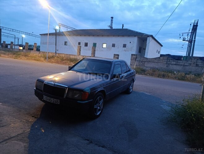 Mercedes 190 1990, 180,000 km - 1.8 л - Bakı