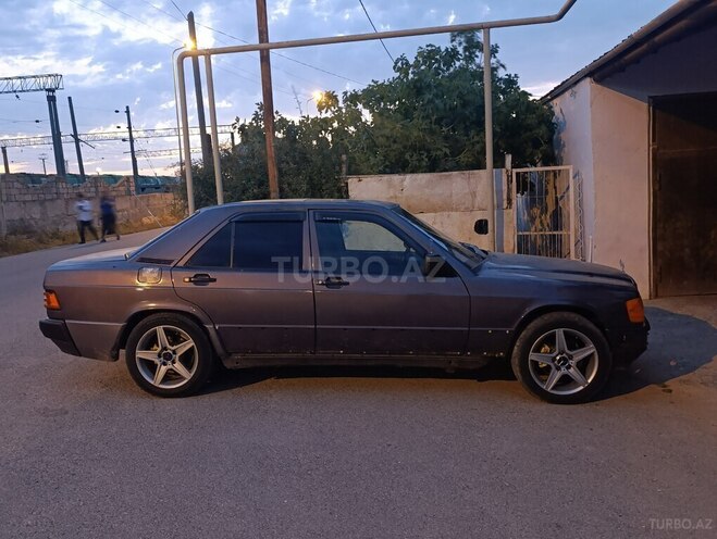 Mercedes 190 1990, 180,000 km - 1.8 л - Bakı