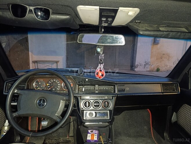 Mercedes 190 1990, 180,000 km - 1.8 л - Bakı