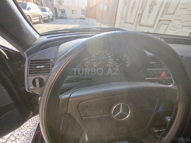 Mercedes C 180 1999, 380,000 km - 1.8 л - Bakı