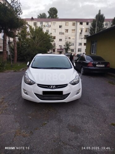 Hyundai Elantra 2013, 265,000 km - 1.8 л - Qəbələ