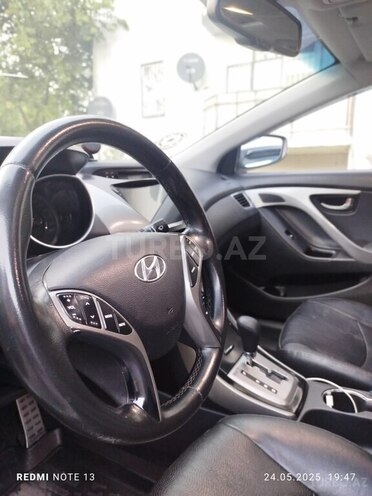 Hyundai Elantra 2013, 265,000 km - 1.8 л - Qəbələ