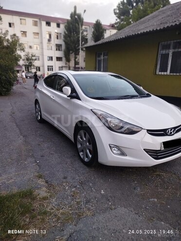 Hyundai Elantra 2013, 265,000 km - 1.8 л - Qəbələ