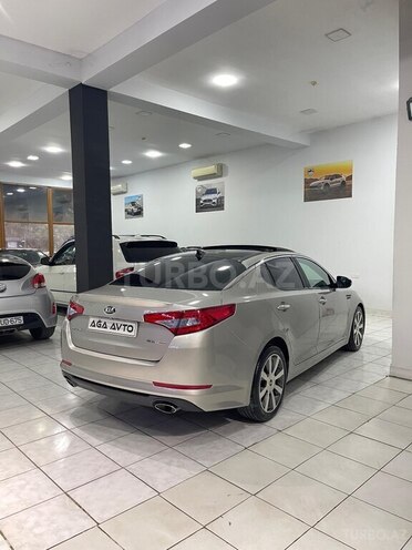 Kia Optima-12