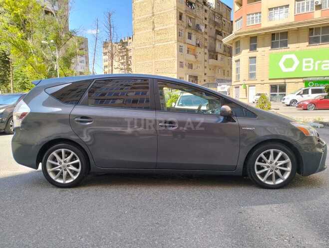 Toyota Prius V 2011, 224,435 km - 1.8 л - Bakı