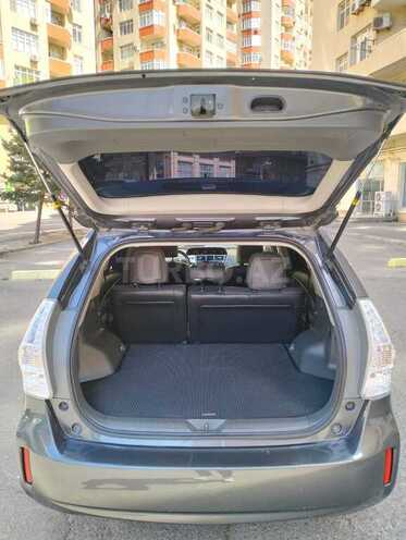 Toyota Prius V 2011, 224,435 km - 1.8 л - Bakı