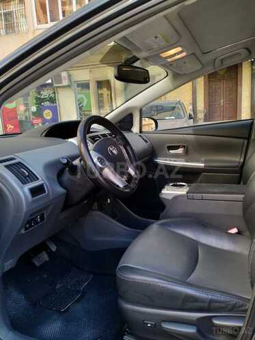 Toyota Prius V 2011, 224,435 km - 1.8 л - Bakı
