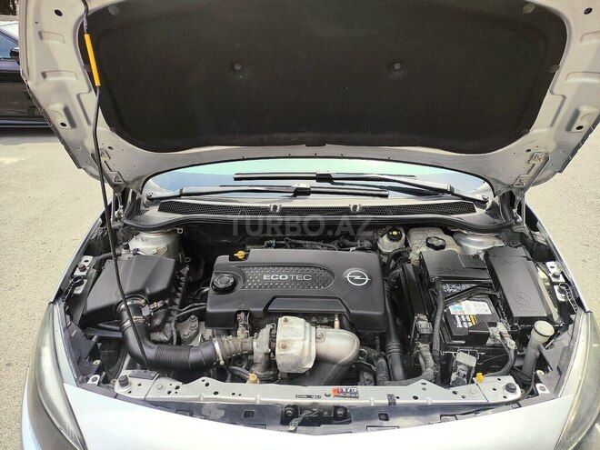 Opel Astra 2011, 243,500 km - 1.3 l - Bakı
