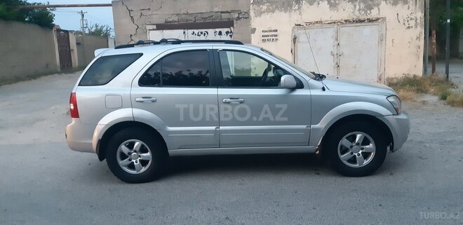 Kia Sorento 2006, 276,000 km - 3.5 l - Sumqayıt
