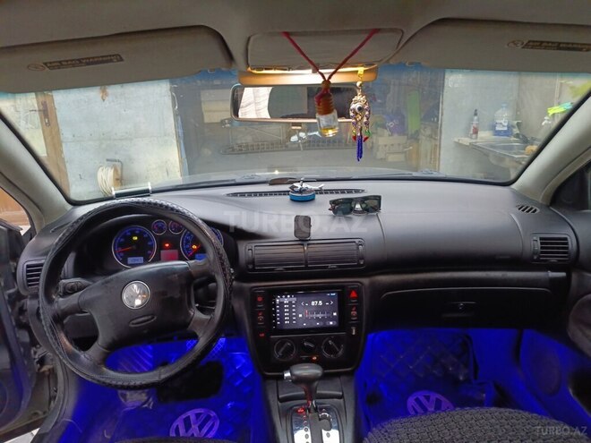 Volkswagen Passat 2003, 380,000 km - 1.8 l - Bakı