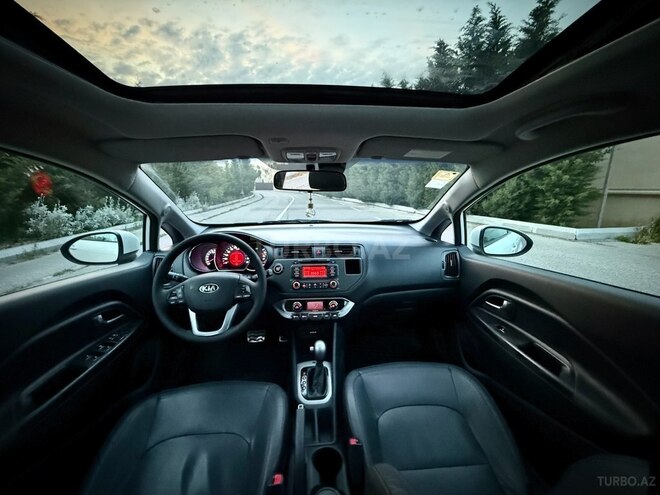 Kia Rio 2012, 215,000 km - 1.4 l - Bakı