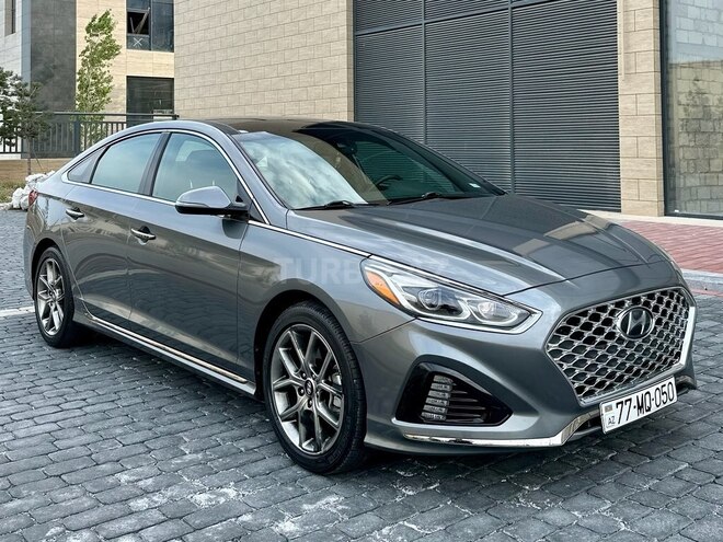 Hyundai Sonata-4