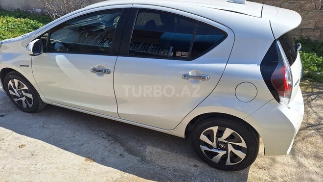 Toyota Aqua 2019, 107,000 km - 1.5 l - Bakı