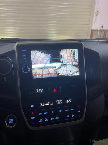 Toyota Land Cruiser 2019, 56,000 km - 4.0 l - Bakı