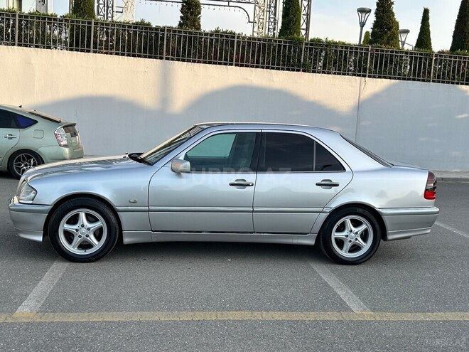 Mercedes C 200-3