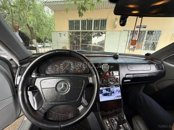 Mercedes C 200-12