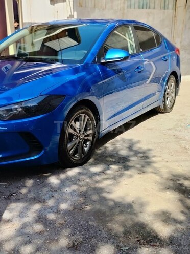 Hyundai Elantra 2016, 264,500 km - 2.0 л - Bakı