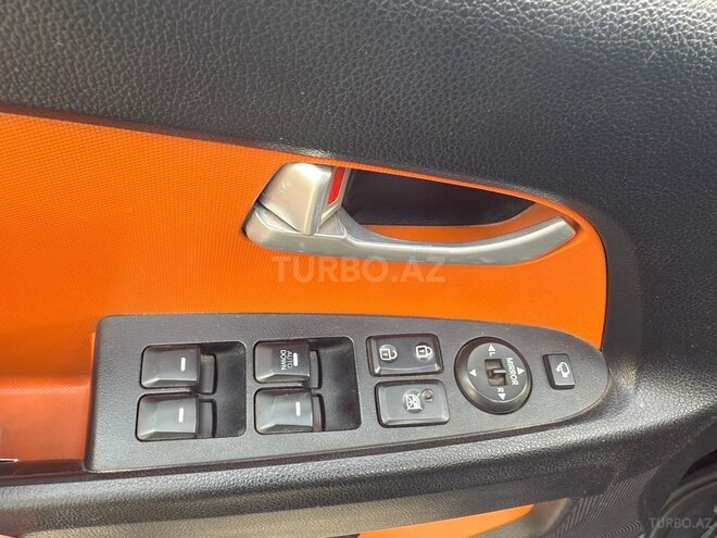 Kia Sportage 2011, 187,000 km - 2.0 l - Bakı