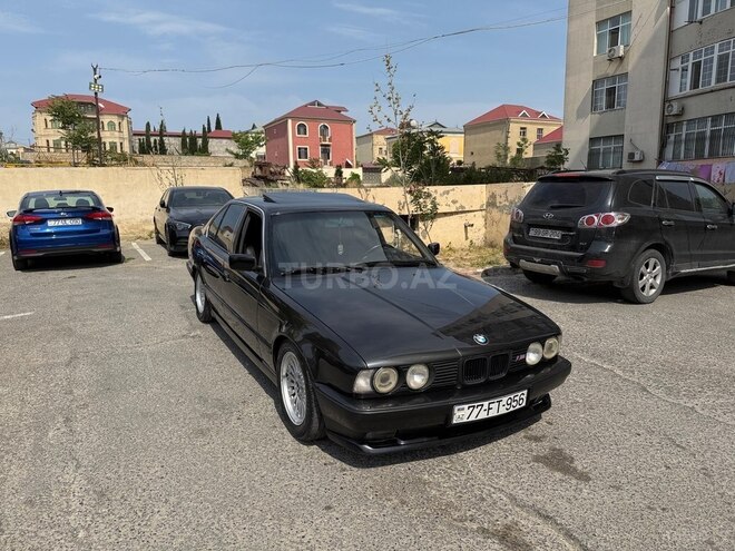 BMW 520 1990, 250,000 km - 2.0 l - Bakı