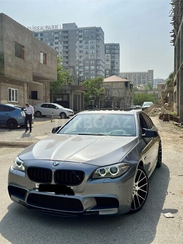 BMW 528 2013, 240,000 km - 2.0 l - Bakı